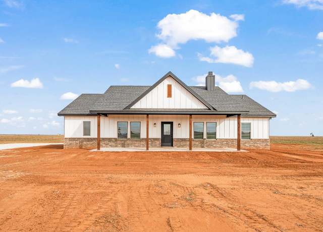 Property at 6415 County Rd 3700, Slaton, TX 79364, 3 beds, 2.5 baths
