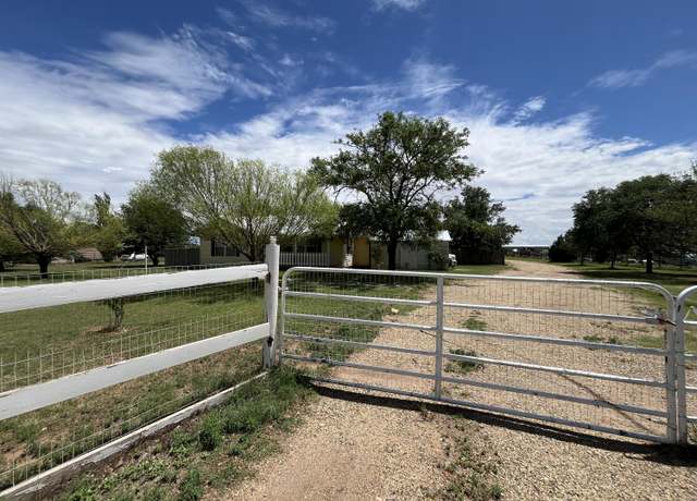 Property at 6926 Elephant Rd, Lubbock, TX 79407, 2 beds, 2 baths