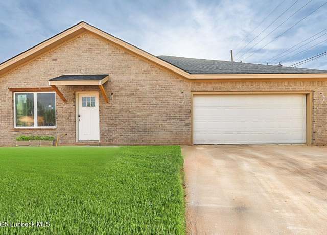 Property at 1704 Elkhart Ave, Lubbock, TX 79416, 6 beds, 6 baths