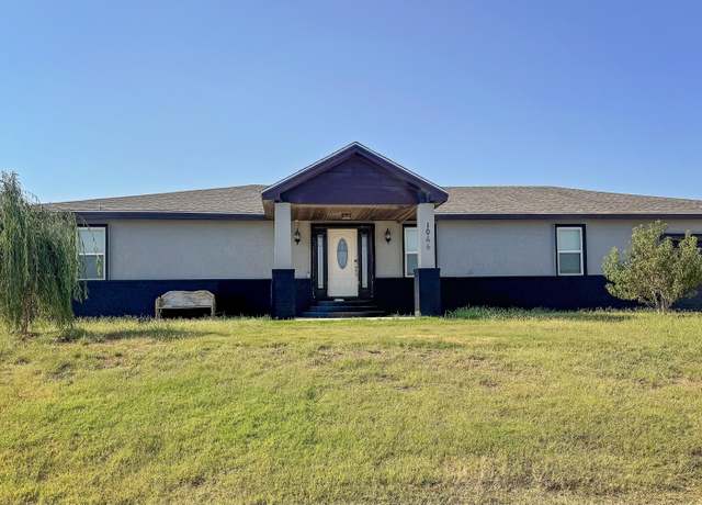 Property at 1046 Bowie St, Denver City, TX 79323, 5 beds, 3 baths