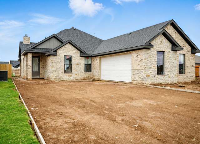 Property at 1401 Durham Ave, Wolfforth, TX 79382, 3 beds, 2 baths
