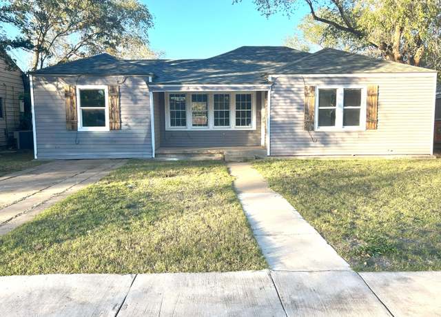 Property at 2110 30th St, Lubbock, TX 79411, 3 beds, 1 bath