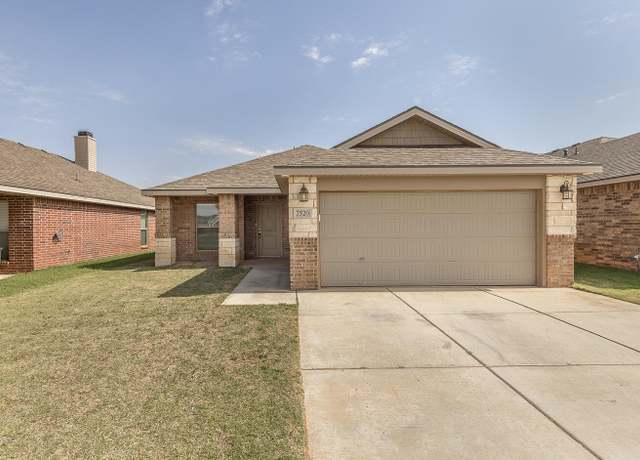 Property at 7520 104th St, Lubbock, TX 79424, 3 beds, 2 baths