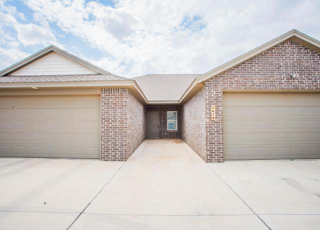 Property at 5615 Kemper St, Lubbock, TX 79416, 3 beds, 2 baths