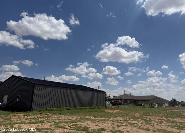 Property at 217 Redwood Ave, Lubbock, TX 79403, 3 beds, 2 baths