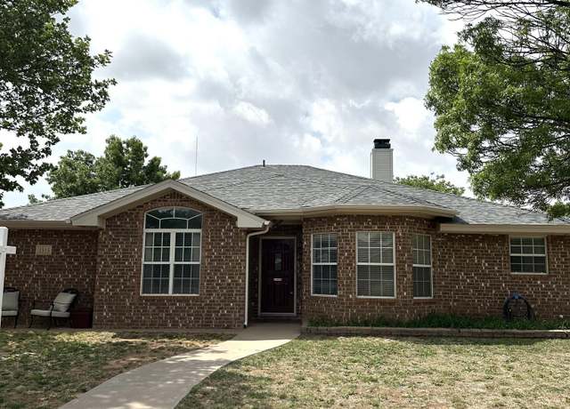Property at 1915 75th St, Lubbock, TX 79423, 4 beds, 2 baths
