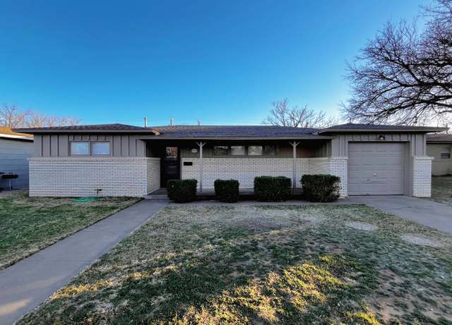 Property at 2815 39th St, Lubbock, TX 79413, 3 beds, 1.5 baths