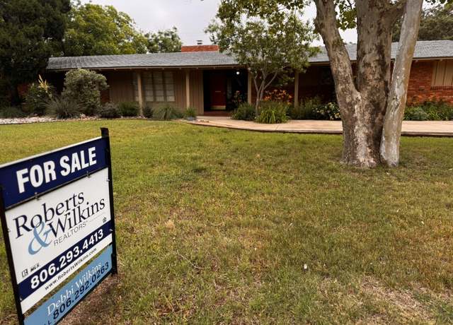 Property at 1106 Yonkers St, Plainview, TX 79072, 3 beds, 3 baths
