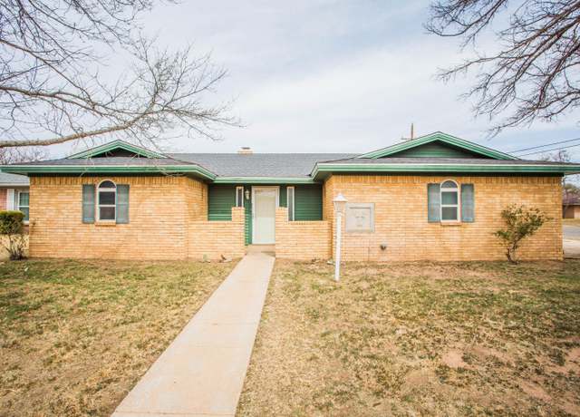 Property at 5502 1st St, Lubbock, TX 79416, 3 beds, 2 baths