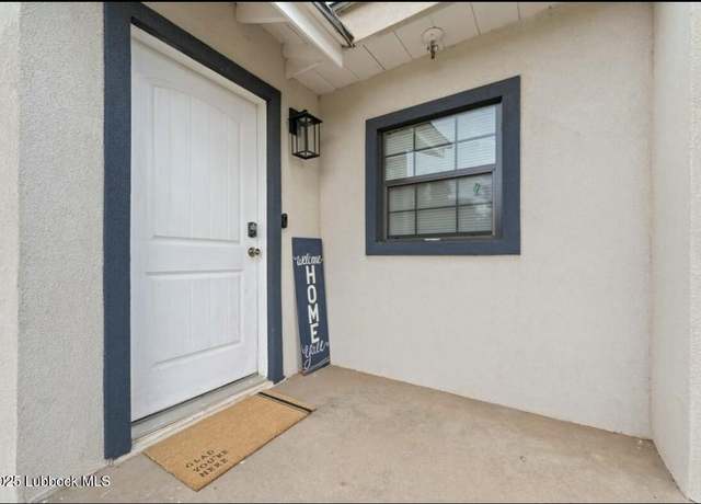Property at 1502 30th St, Lubbock, TX 79411, 2 beds, 1 bath