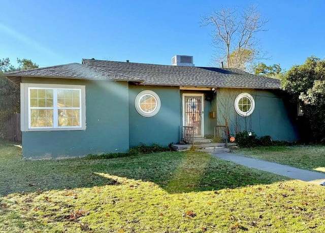 Property at 2205 28th St, Lubbock, TX 79411, 3 beds, 2 baths