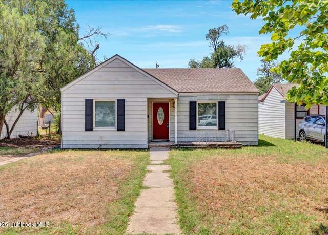 Property at 2427 26th St, Lubbock, TX 79411, 3 beds, 2 baths