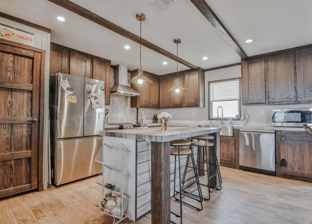 Property at 6718 E Ellis St, Lubbock, TX 79407, 4 beds, 2 baths