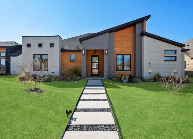 Property at 504 Brookshire Ave, Wolfforth, TX 79382, 4 beds, 3 baths