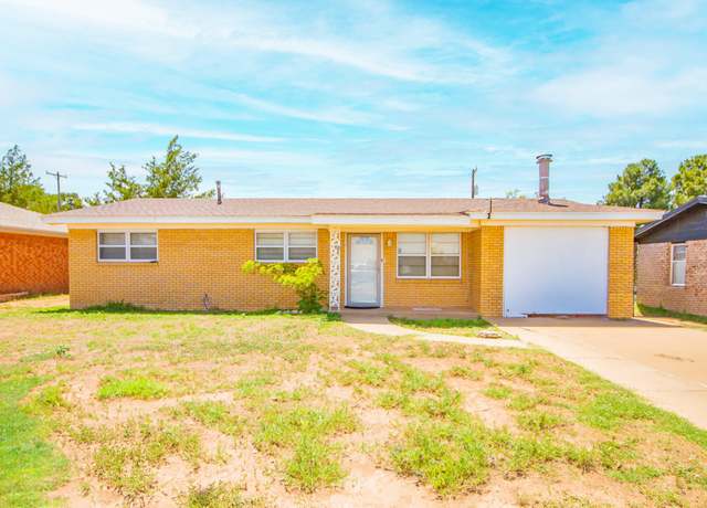 Property at 110 Ave T, Levelland, TX 79336, 3 beds, 2 baths
