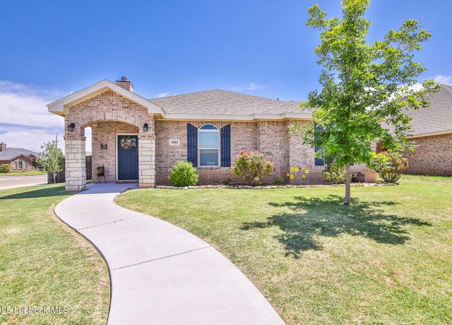 Property at 4901 Marshall St, Lubbock, TX 79416, 3 beds, 2 baths