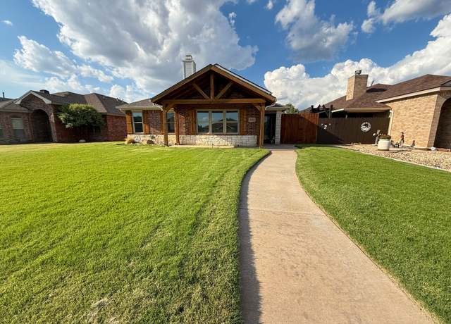 Property at 5912 103rd St, Lubbock, TX 79424, 3 beds, 2 baths