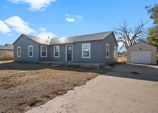 Property at 117 77th St, Lubbock, TX 79404, 3 beds, 2 baths