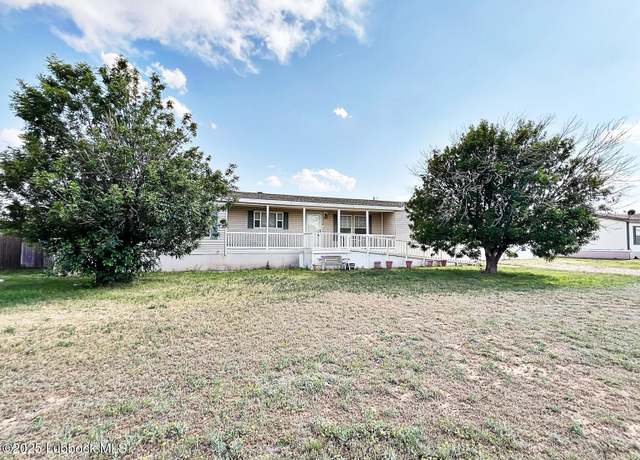 Property at 1411 County Rd 7365, Lubbock, TX 79423, 4 beds, 2 baths