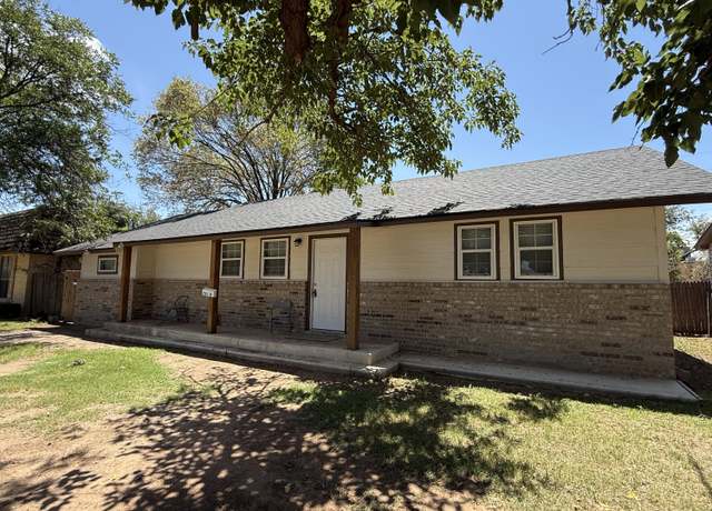 Property at 2203 49th St, Lubbock, TX 79412, 4 beds, 2 baths