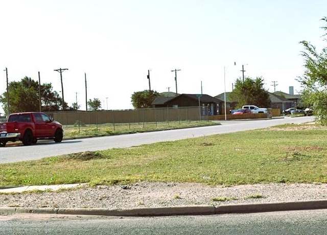 Property at 1914 Idalou Rd, Lubbock, TX 79403
