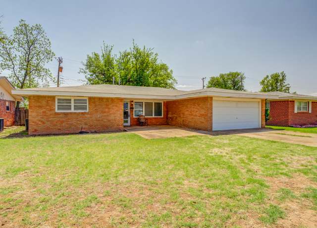 Property at 5005 14th St, Lubbock, TX 79416, 3 beds, 2 baths