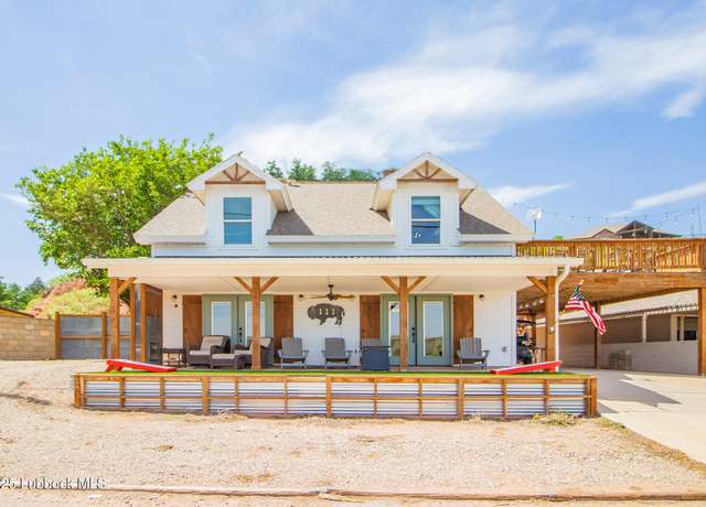 Property at 119 Pony Express Trl, Lubbock, TX 79404, 4 beds, 2 baths
