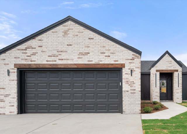 Property at 6926 14th St, Lubbock, TX 79416, 3 beds, 2 baths