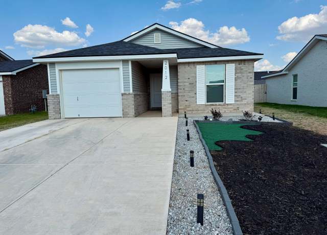 Property at 2012 Plains Ave, Wolfforth, TX 79382, 2 beds, 2 baths
