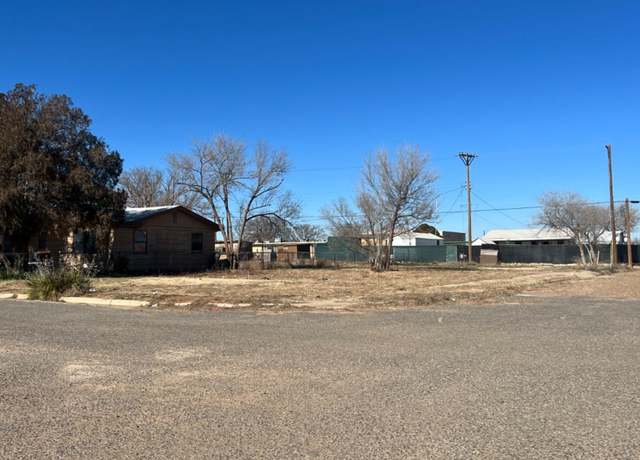 Property at 1921 E 15th St, Lubbock, TX 79403