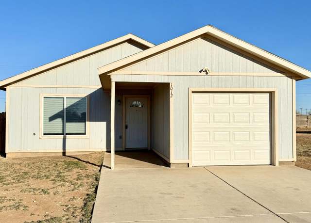 Property at 1012 David Ave, Lubbock, TX 79403, 3 beds, 2 baths