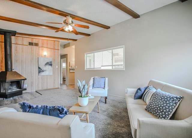 Property at 4405 44th St, Lubbock, TX 79414, 3 beds, 2 baths