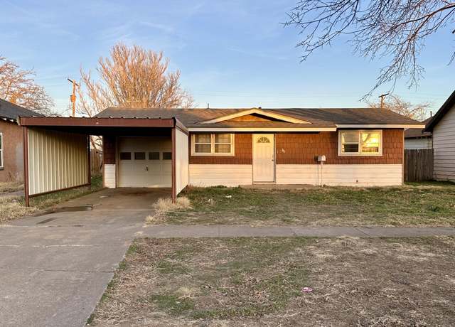 Property at 740 S 11th St, Slaton, TX 79364, 4 beds, 2 baths