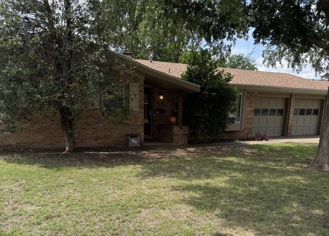 Property at 5215 14th St, Lubbock, TX 79416, 3 beds, 2 baths
