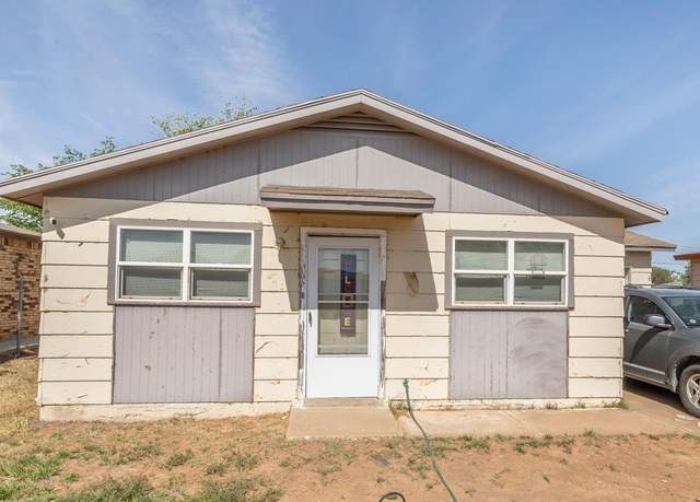 Property at 1455 S 12th St, Slaton, TX 79364, 3 beds, 1 bath