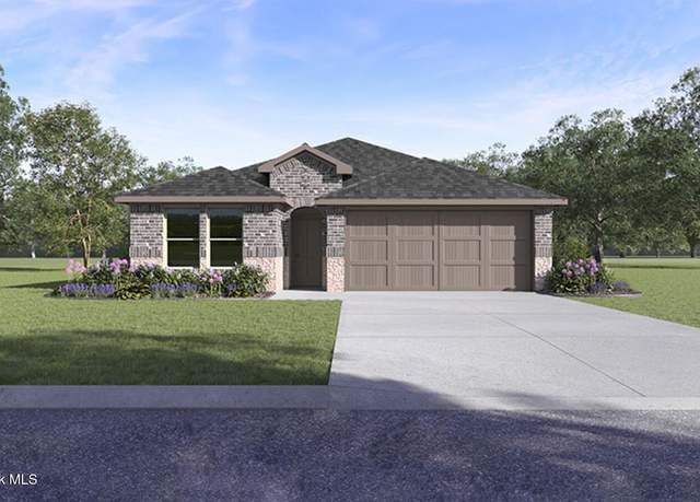 Property at 612 14th St, Wolfforth, TX 79382, 4 beds, 2 baths