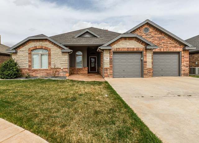 Property at 208 Berkshire Ave, Wolfforth, TX 79382, 4 beds, 3 baths