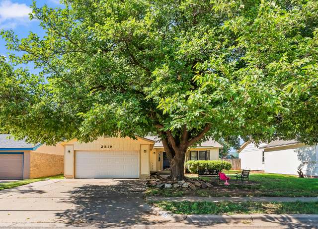 Property at 2819 91st St, Lubbock, TX 79423, 3 beds, 2 baths