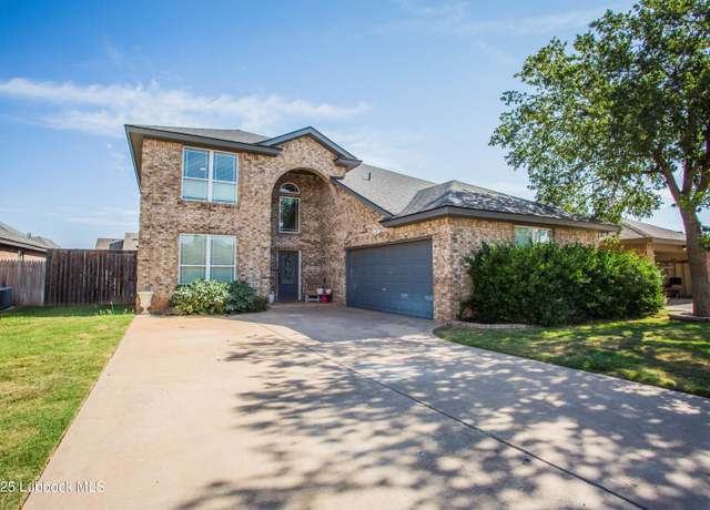 Property at 606 N 8th St, Wolfforth, TX 79382, 4 beds, 3 baths