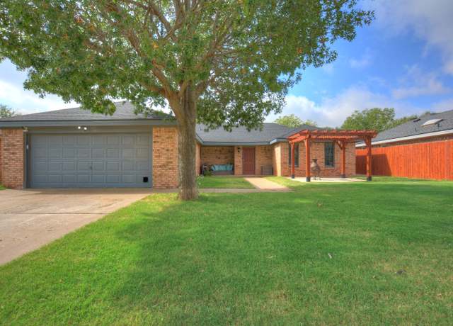 Property at 5729 91st St, Lubbock, TX 79424, 3 beds, 2 baths