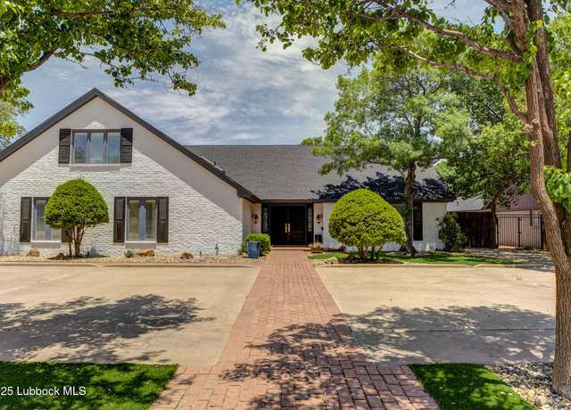 Property at 4604 10th St, Lubbock, TX 79416, 5 beds, 4.5 baths