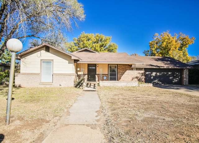 Property at 111 E 13th St, Littlefield, TX 79339, 3 beds, 2 baths