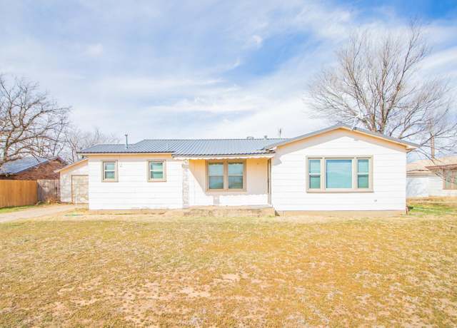 Property at 308 S Ayrshire Ave, Crosbyton, TX 79322, 2 beds, 1 bath