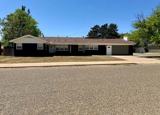 Property at 303 N Soland Ave, Denver City, TX 79323, 4 beds, 3.5 baths