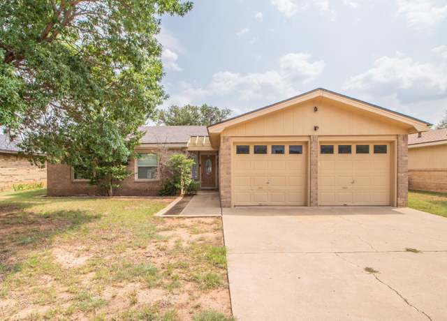Property at 2105 76th St, Lubbock, TX 79423, 3 beds, 2 baths