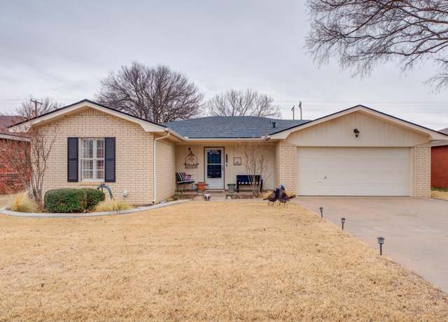 Property at 2715 80th St, Lubbock, TX 79423, 3 beds, 2 baths