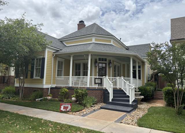 Property at 4706 118th St, Lubbock, TX 79424, 3 beds, 3 baths