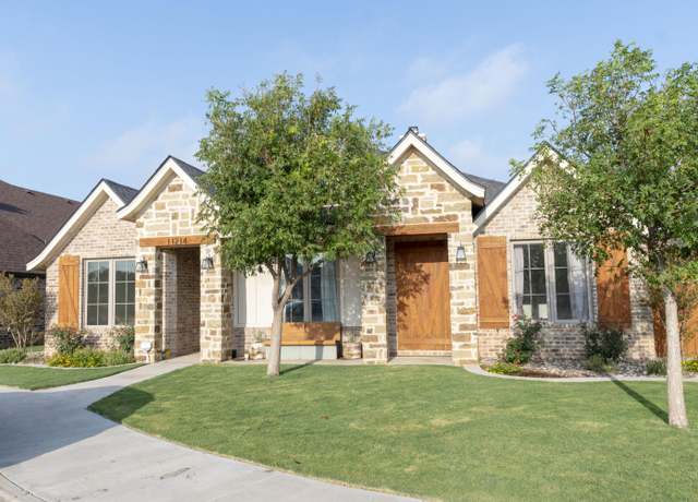 Property at 11214 Genoa Ave, Lubbock, TX 79424, 4 beds, 2 baths