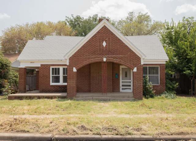 Property at 1903 17th St, Lubbock, TX 79401, 2 beds, 2 baths