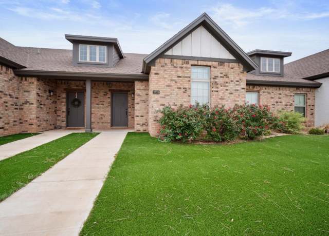 Property at 2733 137th St, Lubbock, TX 79423, 3 beds, 2 baths